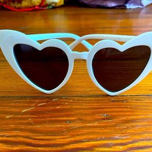 Women’s Heart Shaped White Sun Glasses